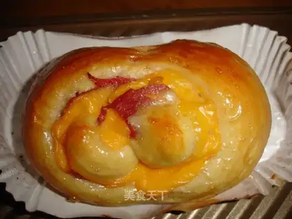 Bacon cheese rolls