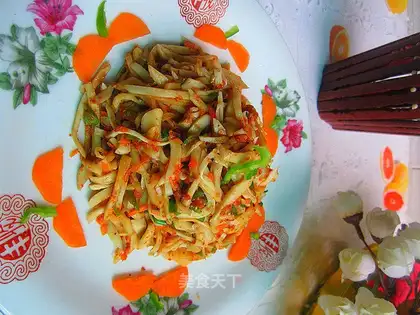 Apricot mushroom