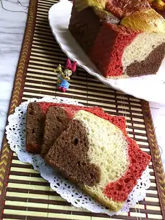 Three-colour toast