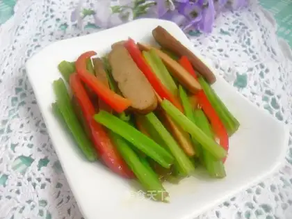 Celery fried beans