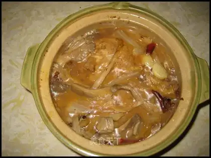 Spicy chicken soup