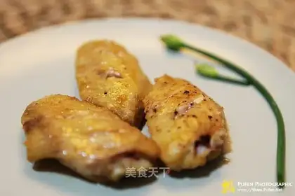 Boiled milk and gold wings