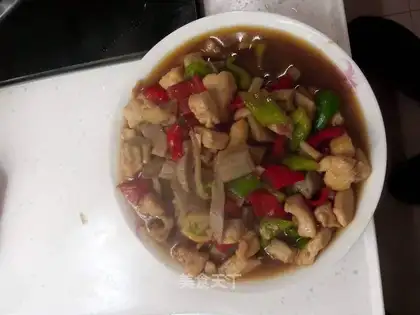 Three-colour chicken