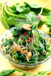 A spinach shrimp platter fan