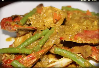 Curry crabs