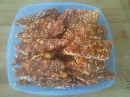 Peanut sesame sugar