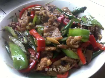 stir-fried pork with black bean sauce