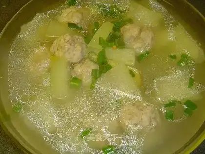 Black gourd boiled meatballs