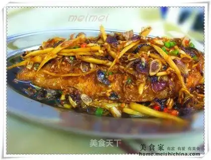 Fried golden wind fish