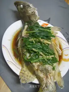 Steamed mandarin fish