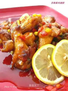 Sweet and sour chicken wings in Samui sauce