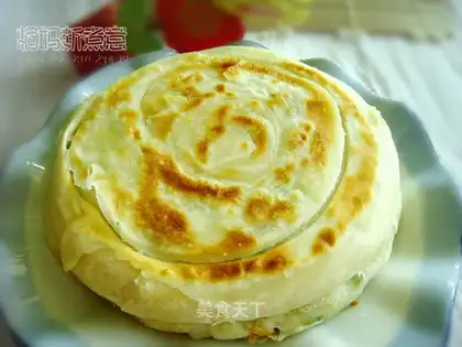 Oil residue garlic cake