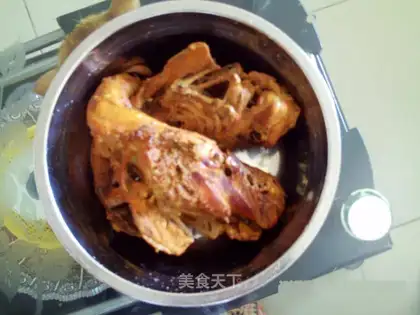 smoked chicken skeleton