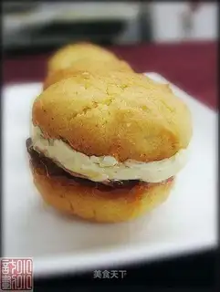 creamy biscuit