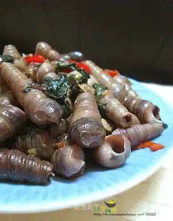 Sauce fried diced snail