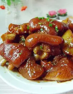 braised pork trotters