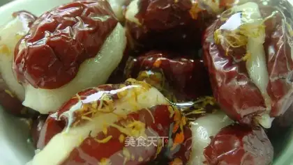 Cinnamon dates