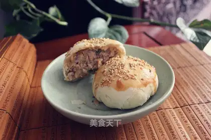 Squeeze the meat