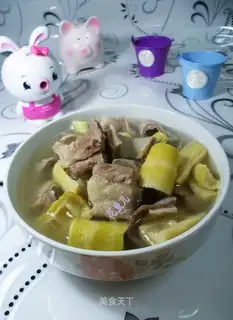 The lambtail hog bowel soup