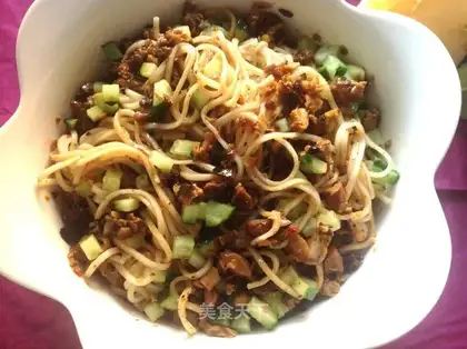 Frozen spicy noodles