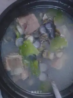 Sand-cracker soup