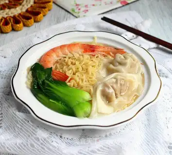 Noodles for fresh shrimp