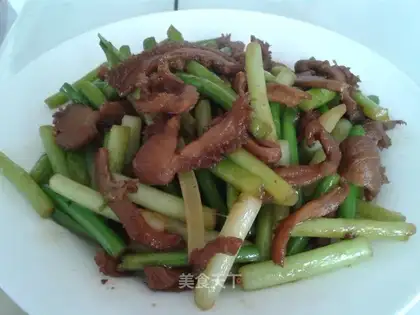 Garlic fried oxen