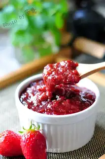 Strawberry sauce