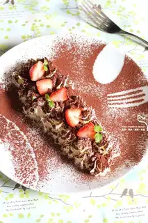 Strawberry Tiramisu