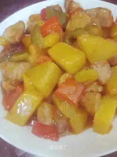 Old pineapple