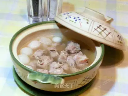 Cherry radish steak soup