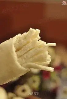 Long silver rolls