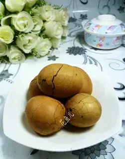 Tea eggs