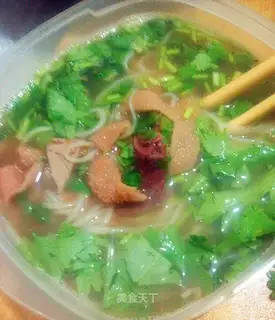 The sheep and the Korean noodles
