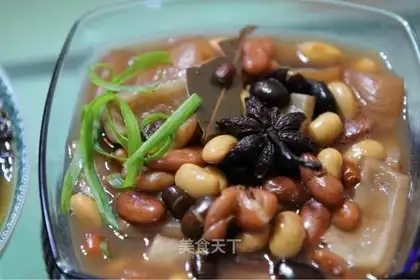 Pork skin