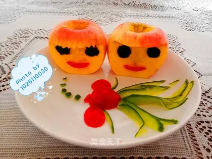Goldfish fruit plate