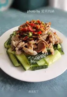 Sour cucumber chicken