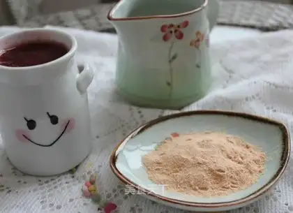 Strawberry powder
