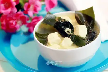 Shrimp and tofu soup