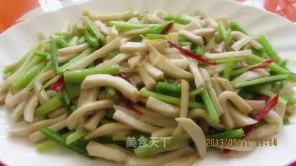 Apricot and celery