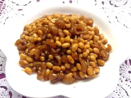 Soy sauce, soybeans