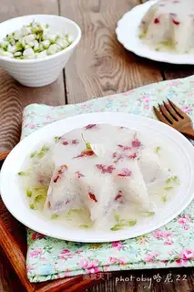 The cranberry rice cake