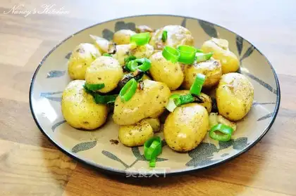Little potatoes on the side