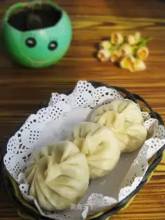 A sour bun