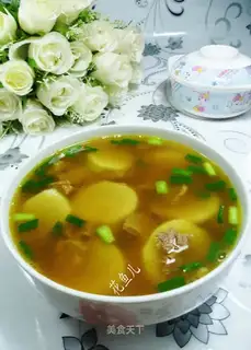 Curry beef veal soup