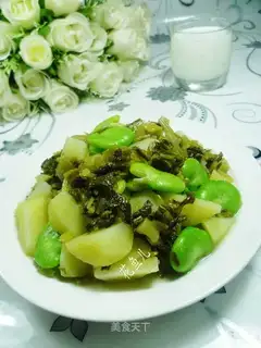 Snow pickles, potatoes