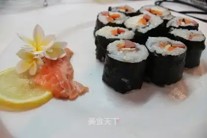Sushi salmon