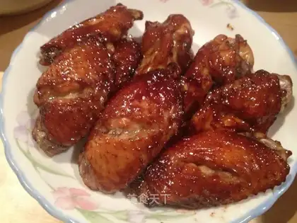 Roasted chicken wings