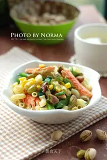 Pistol crab macaroni