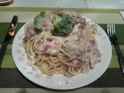 Butter bacon pasta